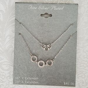 Kohl's PAIR of two silver necklaces circles silver plated‎ jewelry